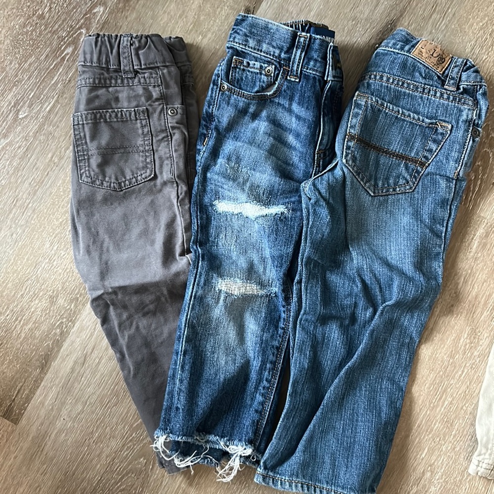 Jeans 3 pair 2 t - 3t